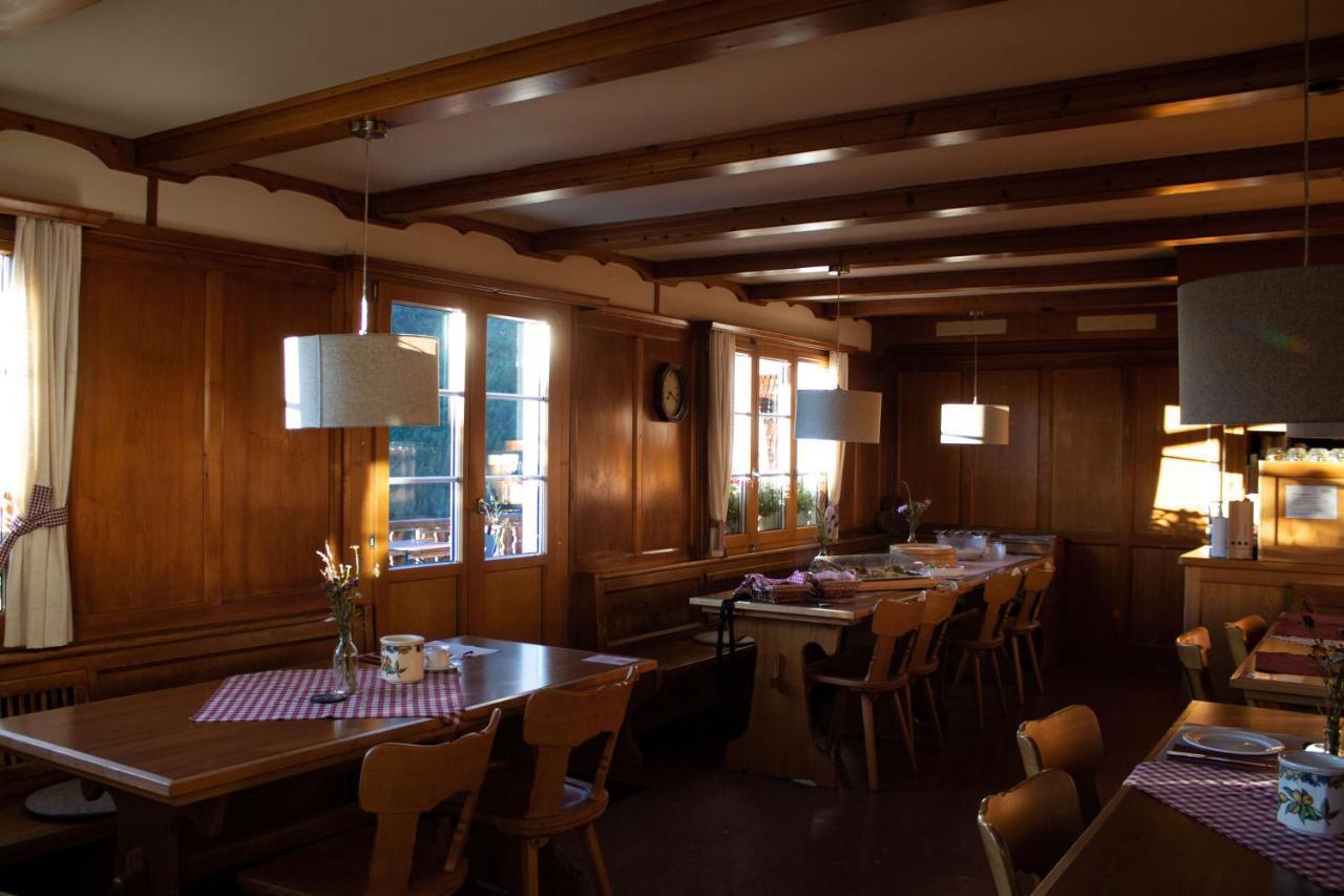 Berggasthaus Gitschenen Hotel Isenthal Buitenkant foto